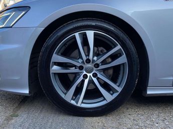 Audi A6 Avant 2.0 TDI 40 S line Estate 5dr Diesel S Tronic Euro 6 (s/s) (204 p
