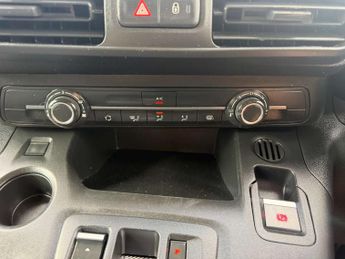 Citroen e-Berlingo 800 50kWh Enterprise M Pro Auto SWB 5dr (7.4kW Charger)