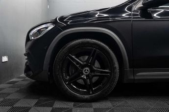 MERCEDES-BENZ GLA 2.0 GLA 220 AMG Line Premium+ D 4Matic Auto 4WD 5dr
