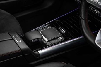 MERCEDES-BENZ GLA 2.0 GLA 220 AMG Line Premium+ D 4Matic Auto 4WD 5dr