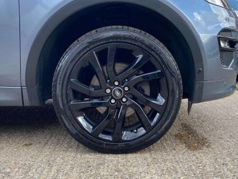 Land Rover Discovery Sport 2.0 TD4 HSE Dynamic Lux SUV 5dr Diesel Auto 4WD Euro 6 (s/s) (18