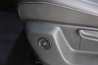 Volkswagen Tiguan 1.5 TSI eHybrid 19.7kWh R-Line SUV 5dr Petrol Plug-in Hybrid DSG