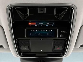 Land Rover Range Rover Velar 2.0 P250 S SUV 5dr Petrol Auto 4WD Euro 6 (s/s) (250 ps)