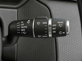 Land Rover Range Rover Velar 2.0 P250 S SUV 5dr Petrol Auto 4WD Euro 6 (s/s) (250 ps)