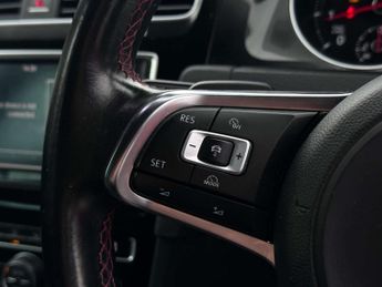 VOLKSWAGEN GOLF 2.0 Golf GTi Semi-Auto 5dr