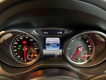 MERCEDES-BENZ GLA 2.1 GLA 200 AMG Line D Auto 5dr