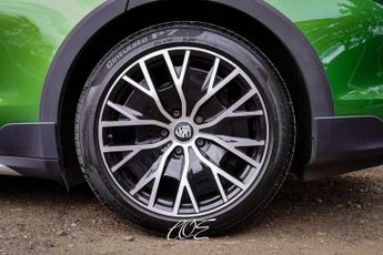 PORSCHE TAYCAN Taycan 4 Cross Turismo 4WD 5dr
