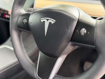 TESLA MODEL Y ModeL Y Long Range AWD 4WD 5dr