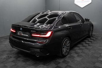 BMW 3 SERIES 2.0 330i M Sport Auto 4dr