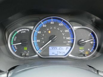 TOYOTA YARIS 1.5 Yaris Icon TSS Hybrid VVT-i CVT 5dr