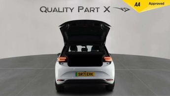 Volkswagen ID.3 Pro Performance 58kWh Life Hatchback 5dr Electric Auto (204 ps)