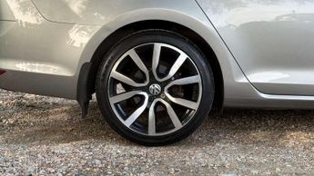 VOLKSWAGEN GOLF 2.0 TDI BlueMotion Tech GT Estate 5dr Diesel DSG Euro 6 (s/s) (1