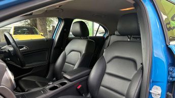 MERCEDES-BENZ A CLASS 1.6 A180 SE Hatchback 5dr Petrol 7G-DCT Euro 6 (s/s) (122 ps)