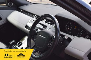 LAND ROVER RANGE ROVER EVOQUE 2.0 Range Rover Evoque R-Dynamic SE D Auto 4WD 5dr