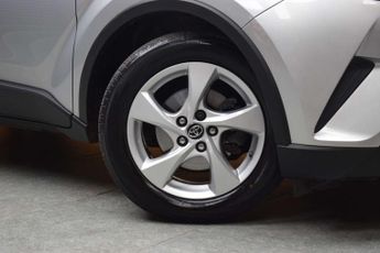 Toyota C-HR 1.2 C-HR Icon CVT 5dr