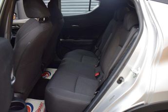 Toyota C-HR 1.2 C-HR Icon CVT 5dr