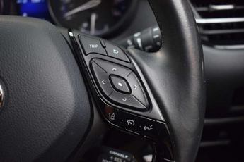 Toyota C-HR 1.2 C-HR Icon CVT 5dr