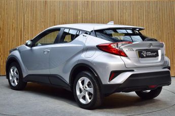 Toyota C-HR 1.2 C-HR Icon CVT 5dr