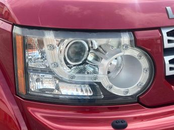 Land Rover DISCOVERY 4 3.0 SD V6 XS SUV 5dr Diesel Auto 4WD Euro 5 (255 bhp) AA INSPECT