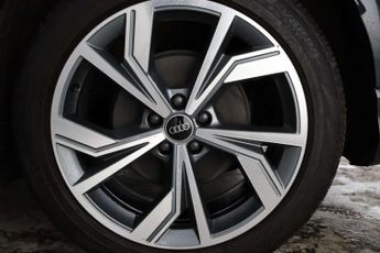 Audi Q4 e-tron 40 Launch Edition Sportback 5dr Electric Auto 82kWh (204 ps)
