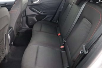 Ford Focus 1.0T EcoBoost MHEV ST-Line Hatchback 5dr Petrol Hybrid DCT Euro 