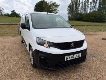 Peugeot Partner 1.2 950 PureTech Professional Long Panel Van LWB Euro 6 (s/s) 6d