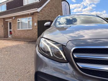 MERCEDES-BENZ E-CLASS 2.0 E 300 AMG Line de Auto 5dr
