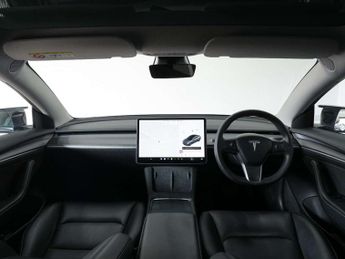 Tesla Model 3 Model 3 Long Range AWD 4WD 4dr