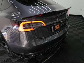 Tesla Model 3 Model 3 Long Range AWD 4WD 4dr