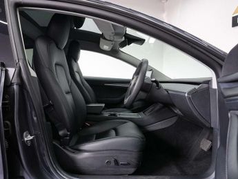 Tesla Model 3 Model 3 Long Range AWD 4WD 4dr