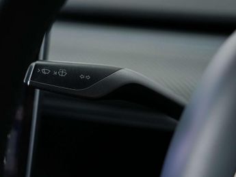 Tesla Model 3 Model 3 Long Range AWD 4WD 4dr
