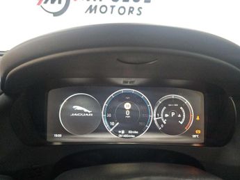 JAGUAR F-PACE 2.0 F-PACE Portfolio AWD D Auto 4WD 5dr