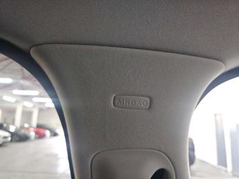 JAGUAR F-PACE 2.0 F-PACE Portfolio AWD D Auto 4WD 5dr