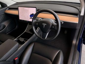 Tesla Model 3 Standard Range Plus Saloon 4dr Electric Auto RWD (241 bhp)