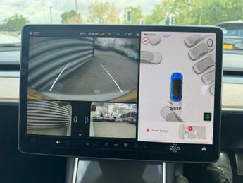 TESLA MODEL 3 Model 3 Standard Range + 4dr