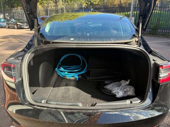 TESLA MODEL 3 Model 3 Long Range AWD 4WD 4dr