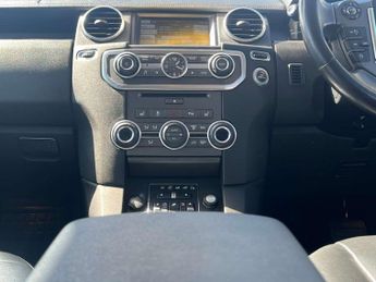 Land Rover DISCOVERY 3.0 Discovery SE Tech SDV6 Auto 4WD 5dr