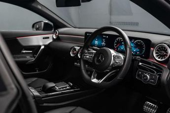 MERCEDES-BENZ CLA 1.3 CLA 180 AMG Line Premium Auto 4dr