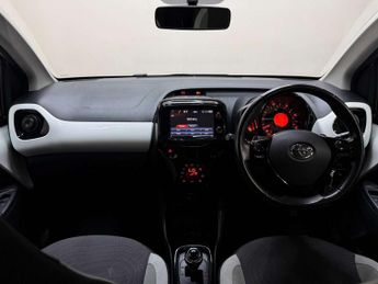 Toyota AYGO 1.0 Aygo X-Press VVT-i CVT 5dr