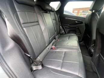VOLVO XC60 2.4 XC60 R-Design Luxury Nav D4 AWD Automatic 4WD 5dr - NATIONAL