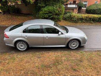 Ford Mondeo 3.0 Mondeo ST220 5dr