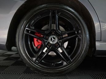 Mercedes-Benz C-CLASS 2.0 C 220 AMG Line D Auto 4dr