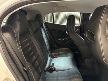 Mercedes-Benz GLA 1.6 GLA 180 Urban Edition Auto 5dr
