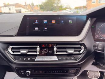 BMW 1 SERIES 2.0 118d M Sport Auto 5dr