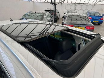 VOLKSWAGEN PASSAT 2.0 Passat GT TDI BlueMotion Technology Semi-Auto 5dr