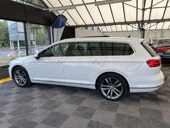 VOLKSWAGEN PASSAT 2.0 Passat GT TDI BlueMotion Technology Semi-Auto 5dr