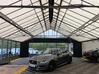 Jaguar XE 2.0 XE R-Sport i Auto 4dr
