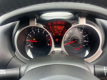 Nissan Juke 1.6 Juke N-Connecta CVT 5dr