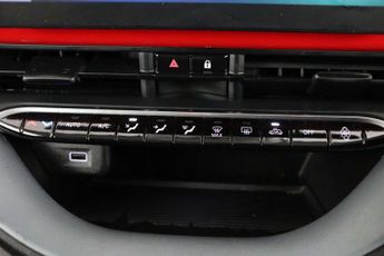 Fiat 500e 24kWh RED Hatchback 3dr Electric Auto (95 ps)