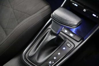 Hyundai BAYON 1.0 T-GDi MHEV SE Connect SUV 5dr Petrol Hybrid DCT Euro 6 (s/s)